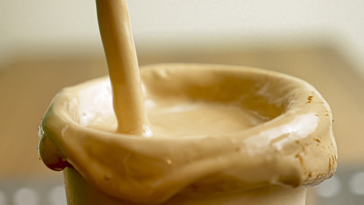 littlechefasia's tweet image. FULL RECIPE 👉 imlittlechef.com/dalgona-milo | Dalgona Milo is a delightful cold beverage hailing from Korea. The creamy, frothy MiloMilo, whipped to perfection and served over a refreshing glass of cold milk, is perfect for any time of the day. #dalgonamilo #dalgonarecipe