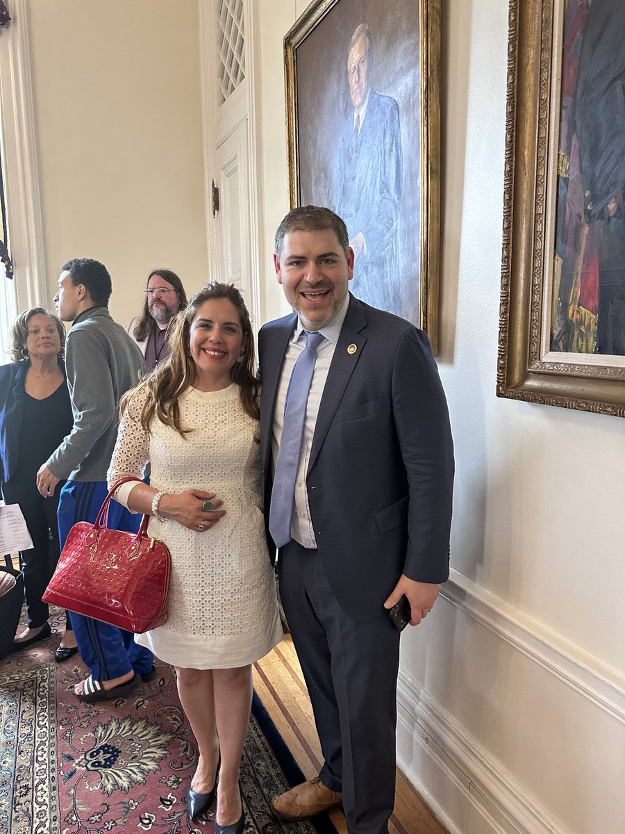 CarolinaRAIBCC's tweet photo. One of the most satisfying endeavors in my life has been becoming an advocate for  #ECE - and by that I mean education starting as early as birth.  By bringing this to the table, I can speak about the importante role #childcare play in our communities.@GovWesMoore @jaredssolomon https://t.co/FP6Bc2Tctx