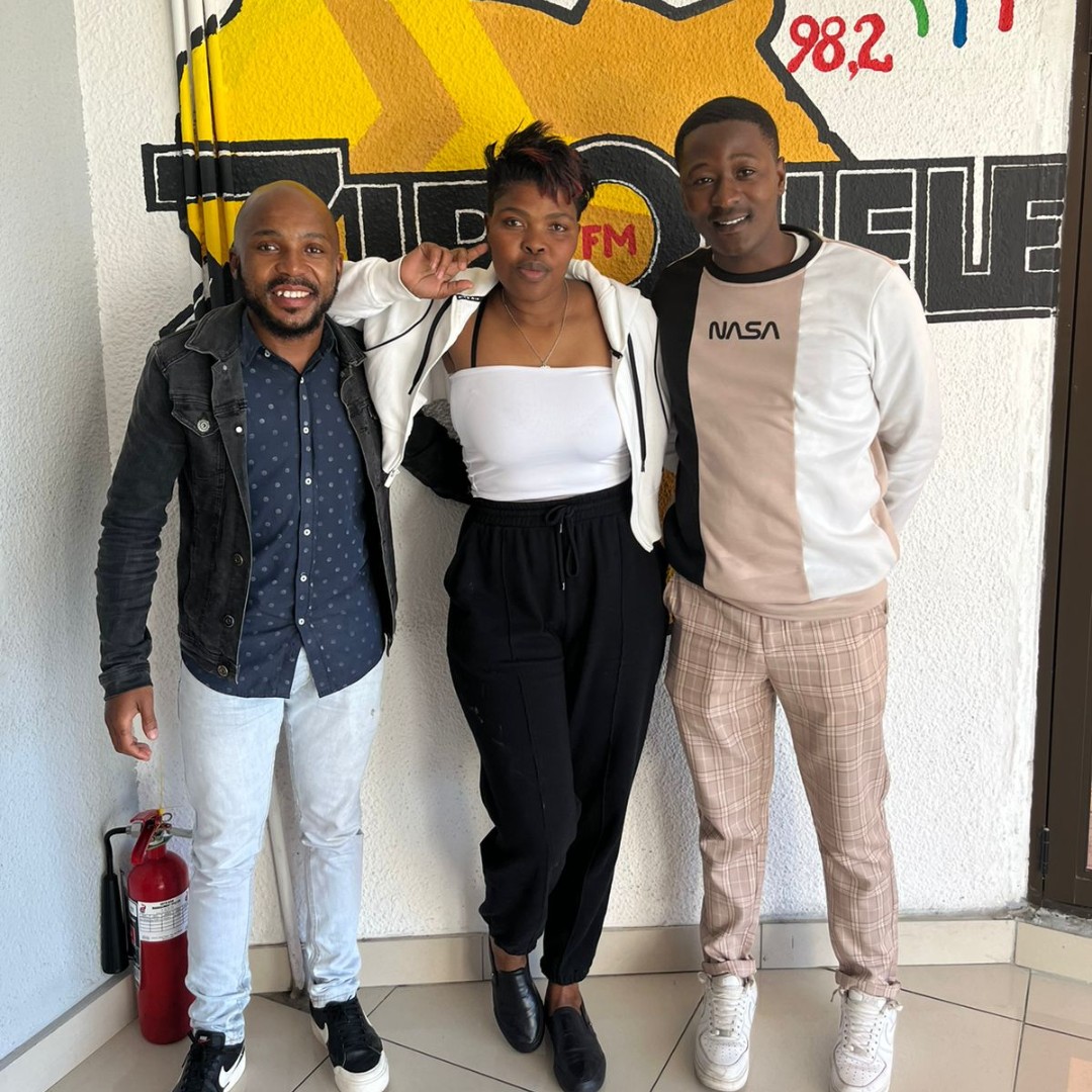 ehwoza's tweet image. Thank you to radio @RadioZibonele for inviting us to discuss the award-winning documentary film, 'No Electricity, No Water.' @Sam_Flans 

#LoadShedding