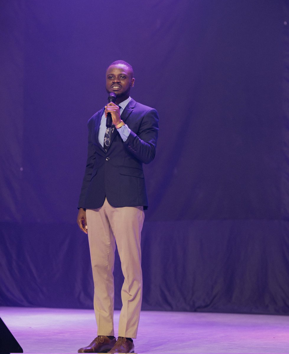globalferdinard's tweet photo. I like to feel the burn of the audience's eyes when I'm whispering all my darkest secrets into the microphone. You may have trust issues but microphones🎤 don't lie😁.  
Understanding the time, occasion and gestures of audience is key to hosting a successful event.  
#DGMC https://t.co/Kin76rbumy