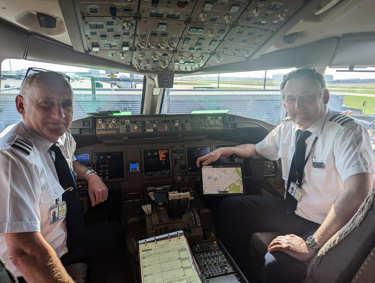 Flightradar24 tweet media