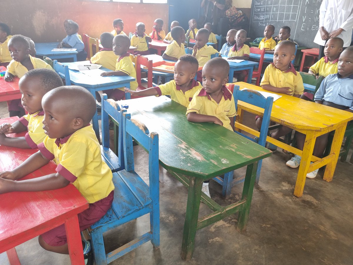 VisitKirehe's tweet photo. #Secondday #RwandaChild
"urugo mbonezamikurire,umusingi w'ubuzima bw'umwana". #ECDWEEK @KireheDistrict @RwandaEast @umuhuzaorg
@rangira @EKGasana @MujaJeanne @iassumpta @MadeleineMukes2 @JeanneNhabimana @JanviereMukand4 https://t.co/eMBNoGkglk