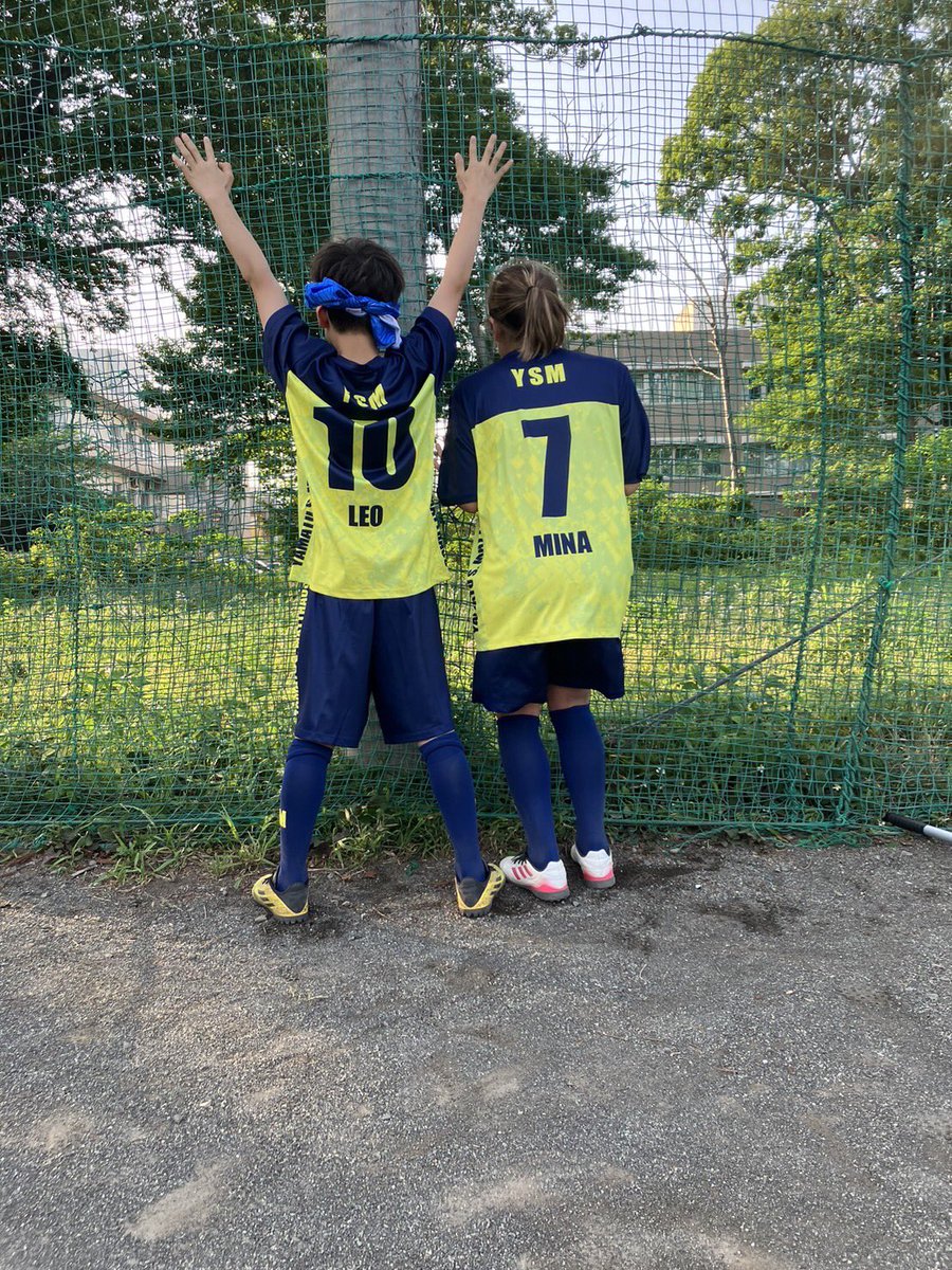 y_matthaus's tweet photo. 【マテウスサッカースクール】
マテウスサッカースクールの練習着が完成！早速みんなで着て練習！一体感がより高まり、いつもよりテンション高めの1日でした！
ウェア作成にご協力くださったUNITED FIVE @UNITEDFIVE_info 様
ありがとうございました！ https://t.co/zzgJUwljMp