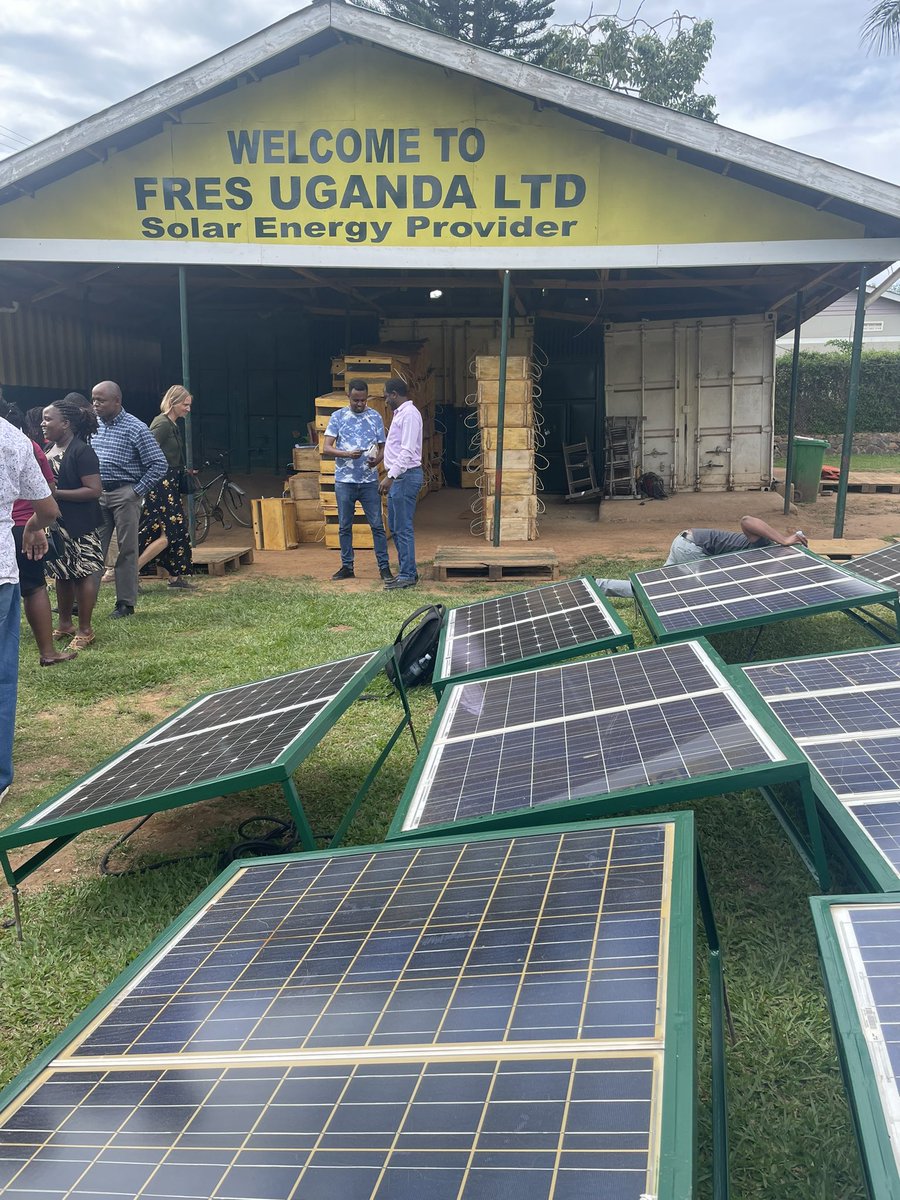 phopfenw's tweet photo. Finally able to visit FRES Uganda in Mbarara - an #EnDev partner implementing an innovative energy-as-a-service model for HH, schools &amp; productive users in Western UG. This is part of knowledge exchange between UG, KY, ETH &amp; @MEMD_Uganda colleagues
@giz_uganda @snv_uganda @useaug https://t.co/jBNDBpuERt