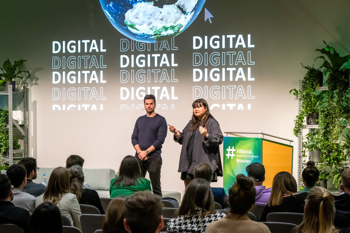 allsocialde's tweet image. Wir hauen mal weitere Eindrücke von der letzten #ASMC-Konferenz in München raus. 

Was haben wir gelernt?
💚 Menschen mögen Menschen
💚 "Kleiner" schafft Nähe und damit manchmal das besondere Gespräch zwischen den Slots

&amp;gt;&amp;gt;

(Fotos: Ulf Büschleb 2023)