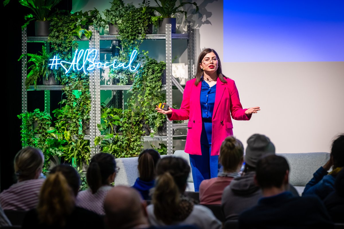 allsocialde's tweet image. Wir hauen mal weitere Eindrücke von der letzten #ASMC-Konferenz in München raus. 

Was haben wir gelernt?
💚 Menschen mögen Menschen
💚 "Kleiner" schafft Nähe und damit manchmal das besondere Gespräch zwischen den Slots

&amp;gt;&amp;gt;

(Fotos: Ulf Büschleb 2023)