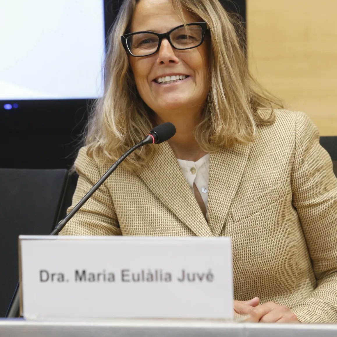 Mutua_Terrassa's tweet photo. Taula rodona sobre el Present i el Futur de la #Infermeria 
El director @InfermeriaMT, Miguel Ángel Molina, ha compartit temes d'actualitat amb M. Eulàlia Juvé, adjunta Direcció de #Cures de #ICS, Paola Galbany, presidenta @COIBarcelona i Lupe Sánchez, docent @euit_terrassa. https://t.co/CNtgTIEj2h