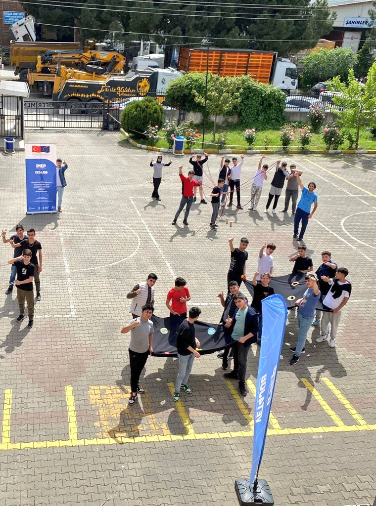 NiluferMEM's tweet photo. 19 Mayıs Atatürk'ü Anma, Gençlik ve Spor Bayramı faaliyetlerimizden   @IMEP_VET4JOB ile birlikte Gençlik Haftası sporla sosyal uyum etkinliğimiz.
Vatanımızın ümidi ve geleceği genç nesillerimizde...
@nznsener
@bursailmem16 
@niluferilcemem
@HakanBabac 
@ersah_sonmez https://t.co/8SSnKmTFWz