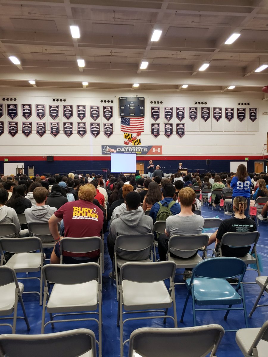 Class of 2023's first graduation practice is underway!!! 👨🏼‍🎓👩🏾‍🎓👩🏽‍🎓👩🏻‍🎓