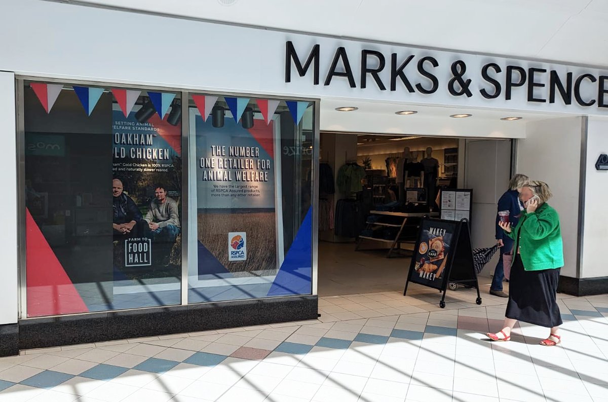 So proud to see these posters in the window at @marksandspencer near @rspcaassured's office in Horsham today. 🙌 If you've not caught the new TV ad, showcasing M&S's higher welfare RSPCA Assured chicken, you can watch it here: youtu.be/PzJoeyztjwo