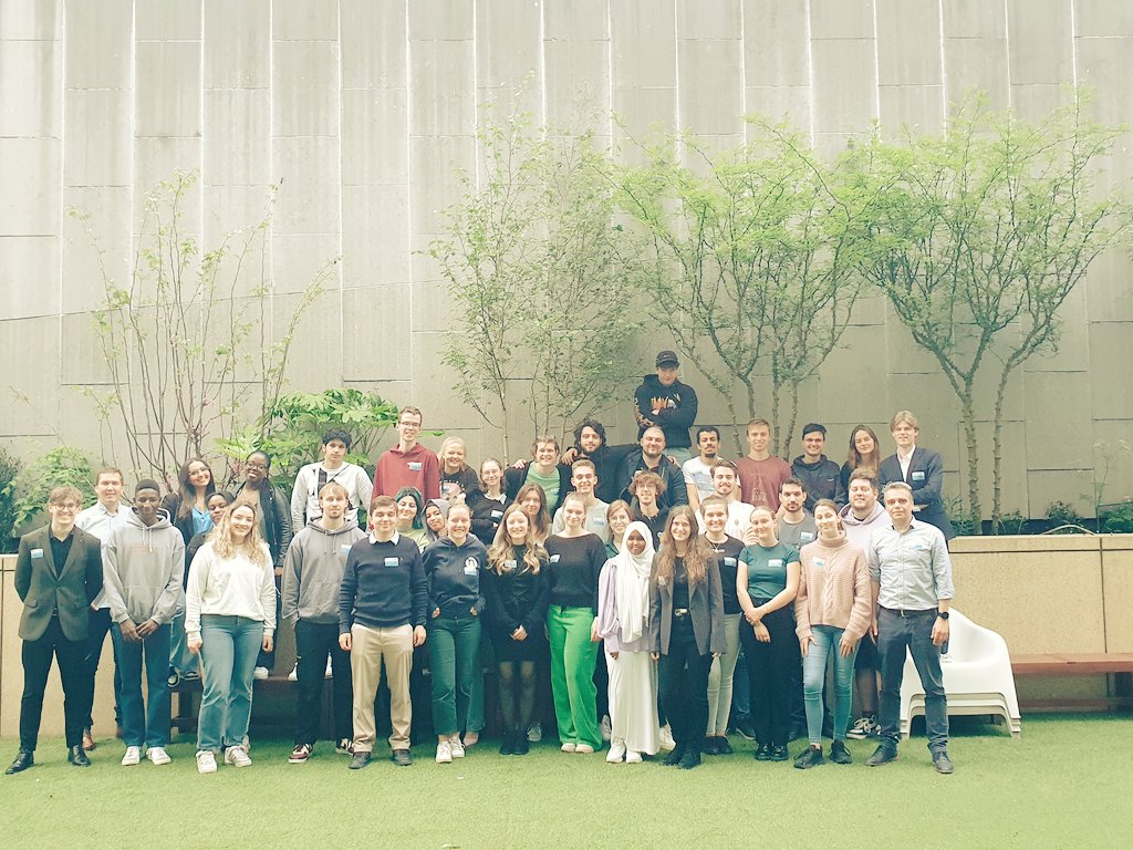 Harry Parys tweet media