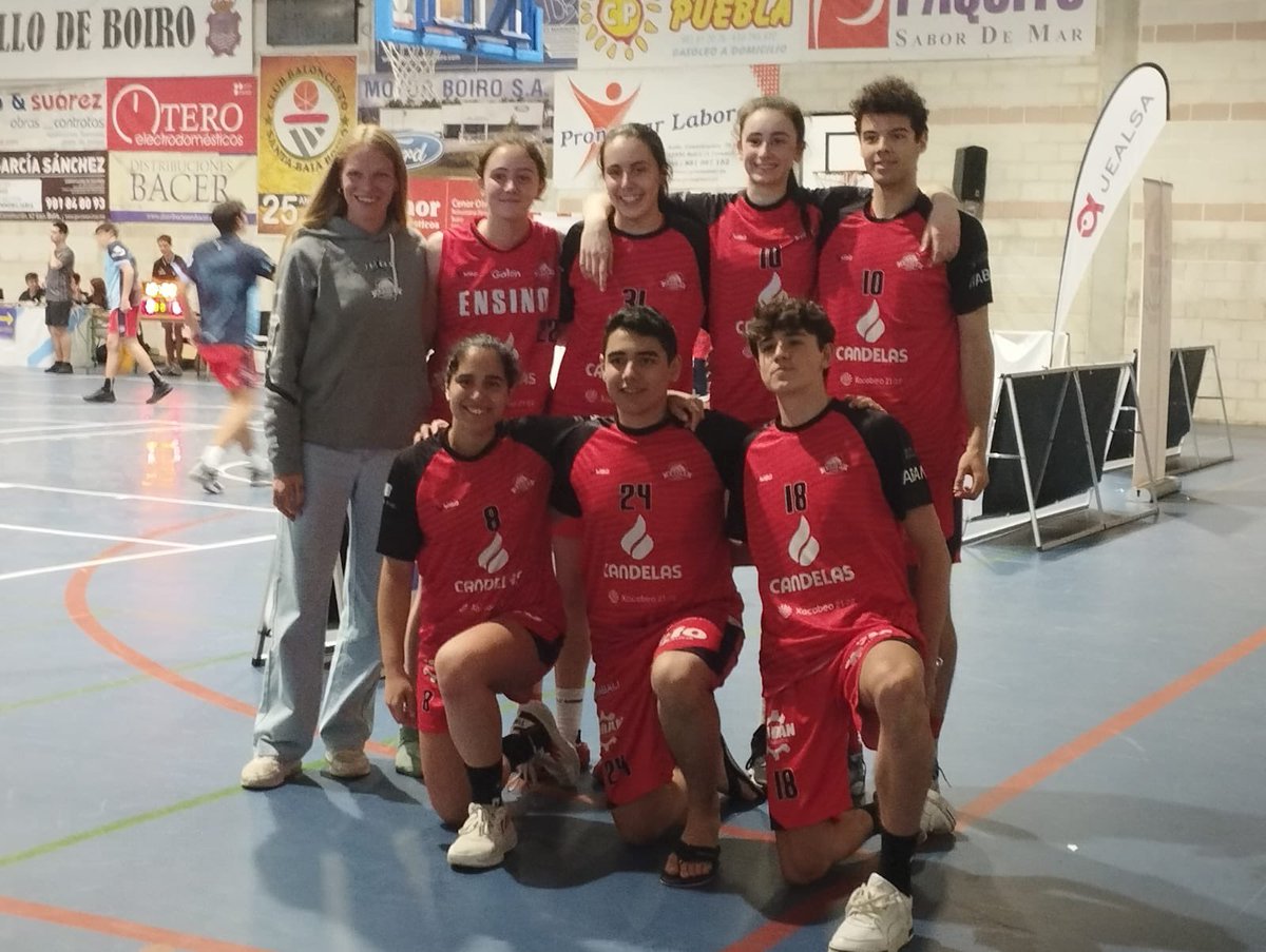 EnsinoLugoCB's tweet photo. Hoxe estamos competindo no Campionato Galego de clubs U17 3X3 en Boiro. Estamos clasificados cos dous equipos, masculino e feminino para as eliminatórias tras superar a fase de grupos ‼️‼️‼️

📺 https://t.co/riQ4Dzpsgj https://t.co/sBFqGSVsGA