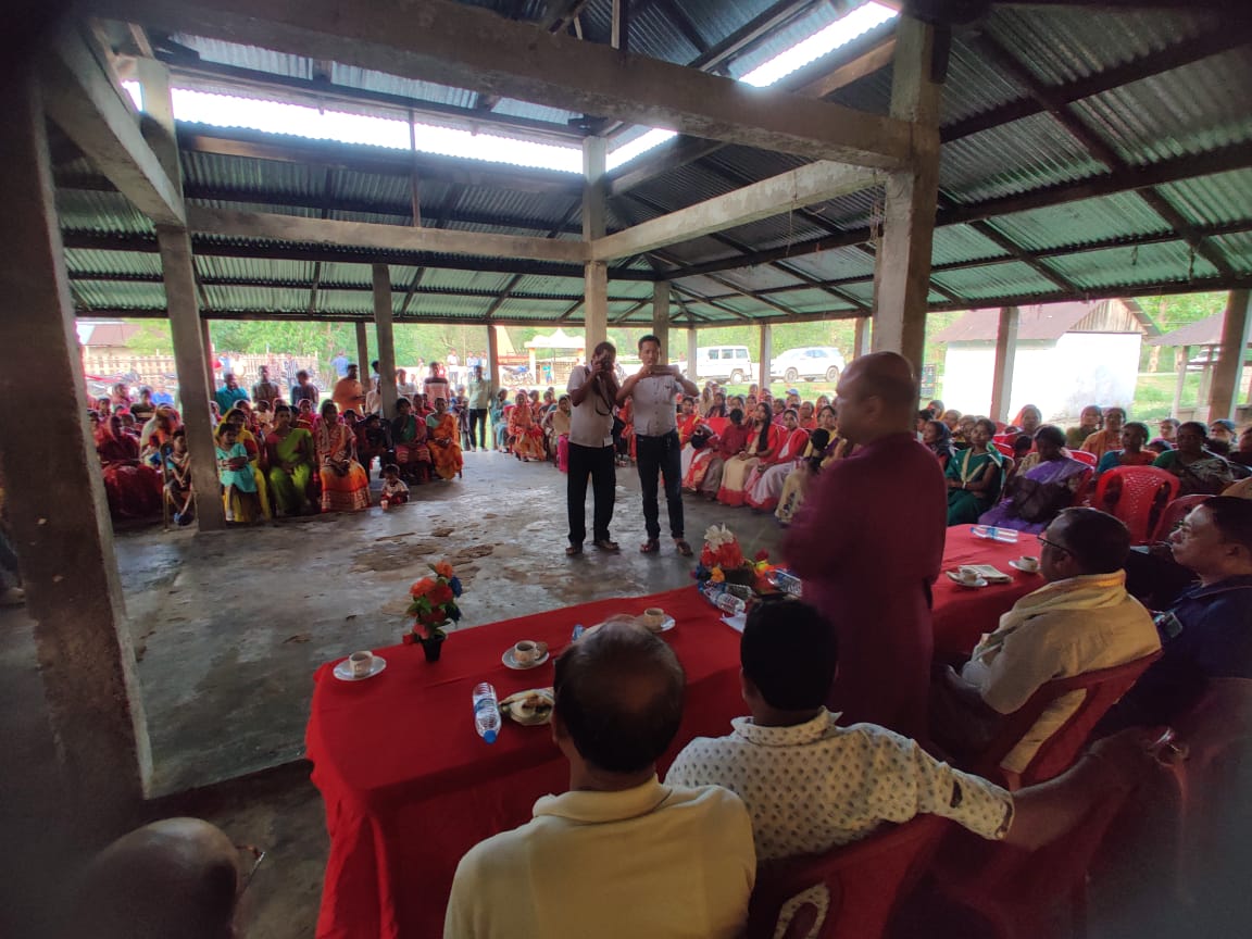 drrajdeeproy's tweet photo. As I continued to engage with communities across multiple locations in my constituency, my 5th meeting of the day was at Dilkhush GP. Interacted with the beneficiaries of flagship schemes. Sharing glimpses of meeting at Dilkhush GP. #PoliticsOfDevelopment
#9YearsOfBJPGovt https://t.co/eSJjFk8eXB