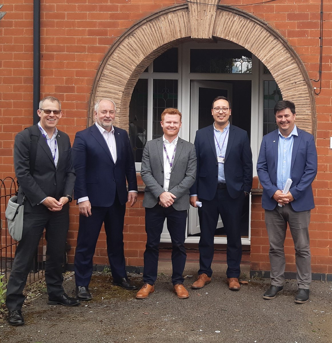 An exciting morning discussing all the research and innovation we do in our four @lborouniversity @LboroABCE Test Houses with @LboroVC and @bedform. #NetZero #EnergyEfficiency #ThermalComfort #IAQ