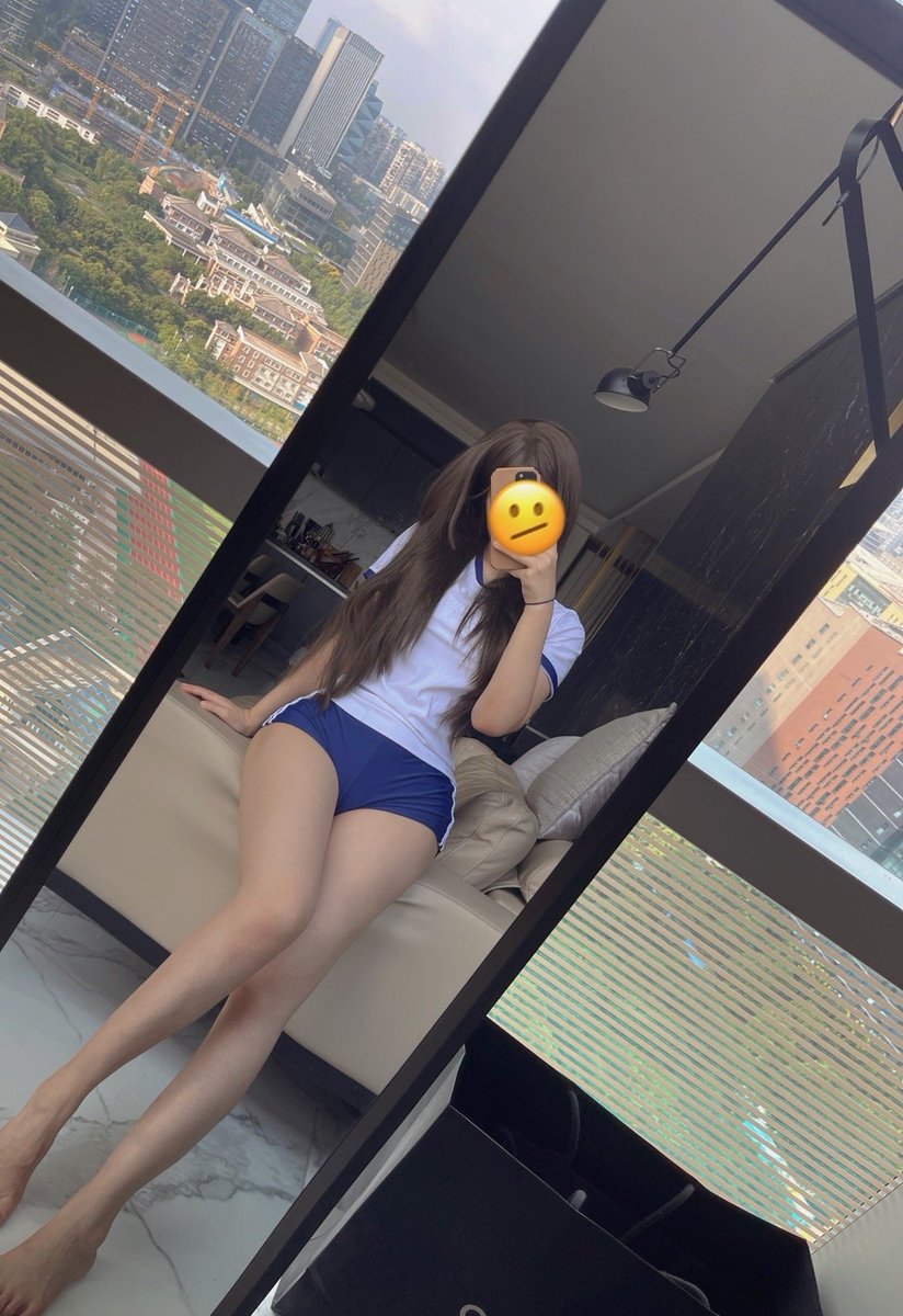今天他说穿体操服才操我♠️

#媚黑 #鸡巴套子 #反差婊 #肉便器 #吞精 #羞辱 #骚货 #婊子 #母猪 #校妓 #贱货 #公交车 #堕落 #校鸡 #性瘾  #辱骂 #反差  #变态 #投稿 #黑爹 https://t.co/lKJnI7ONvt