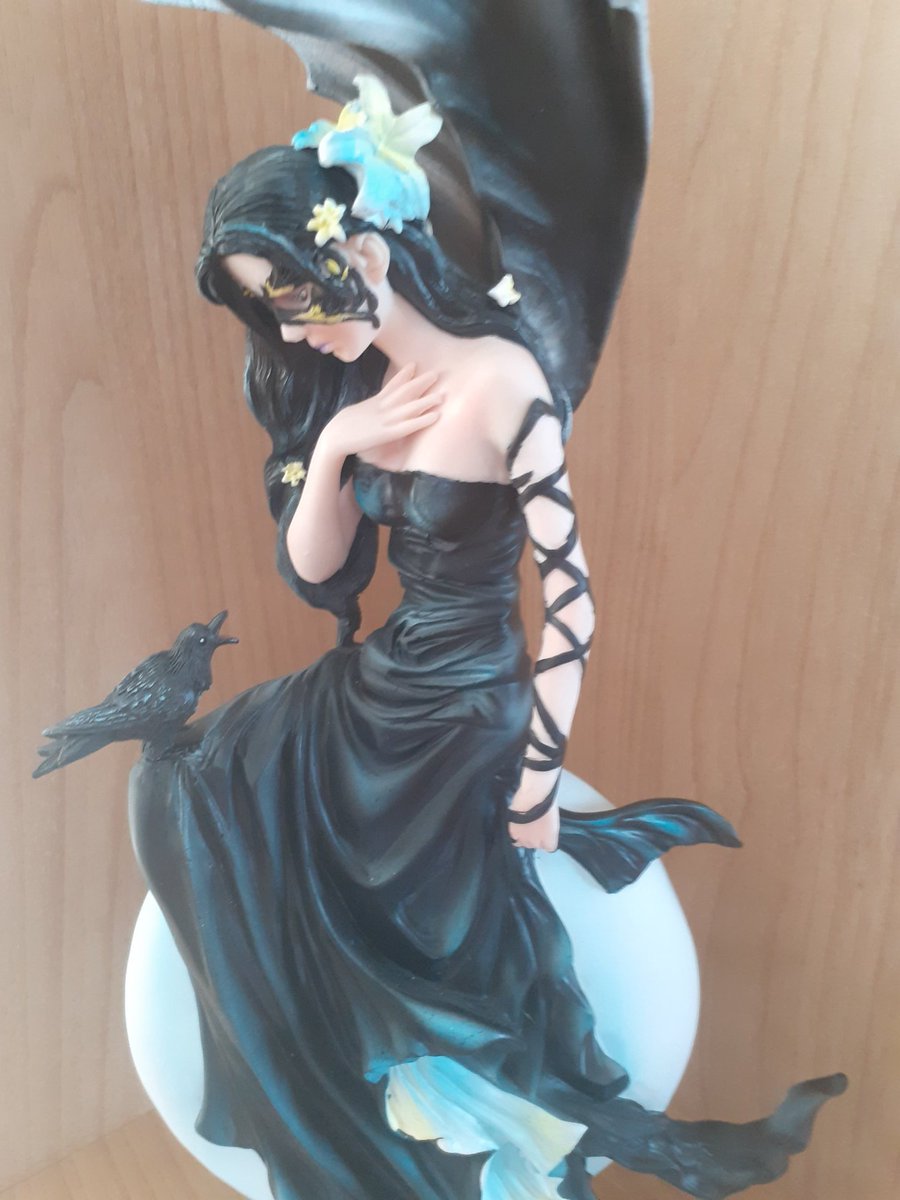 Slarty247's tweet photo. New addition to the fairy family:
"Dark Skies" part of the #NeneThomas collection by #NemesisNow 🧚♀️🧚♀️🧚♀️ https://t.co/7soD0z7Stb