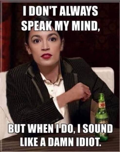 TrumpGirl1971's tweet image. Good morning to everyone smarter than this moron. Have a wonderful Wednesday!! ❤️❤️🇺🇸🇺🇸