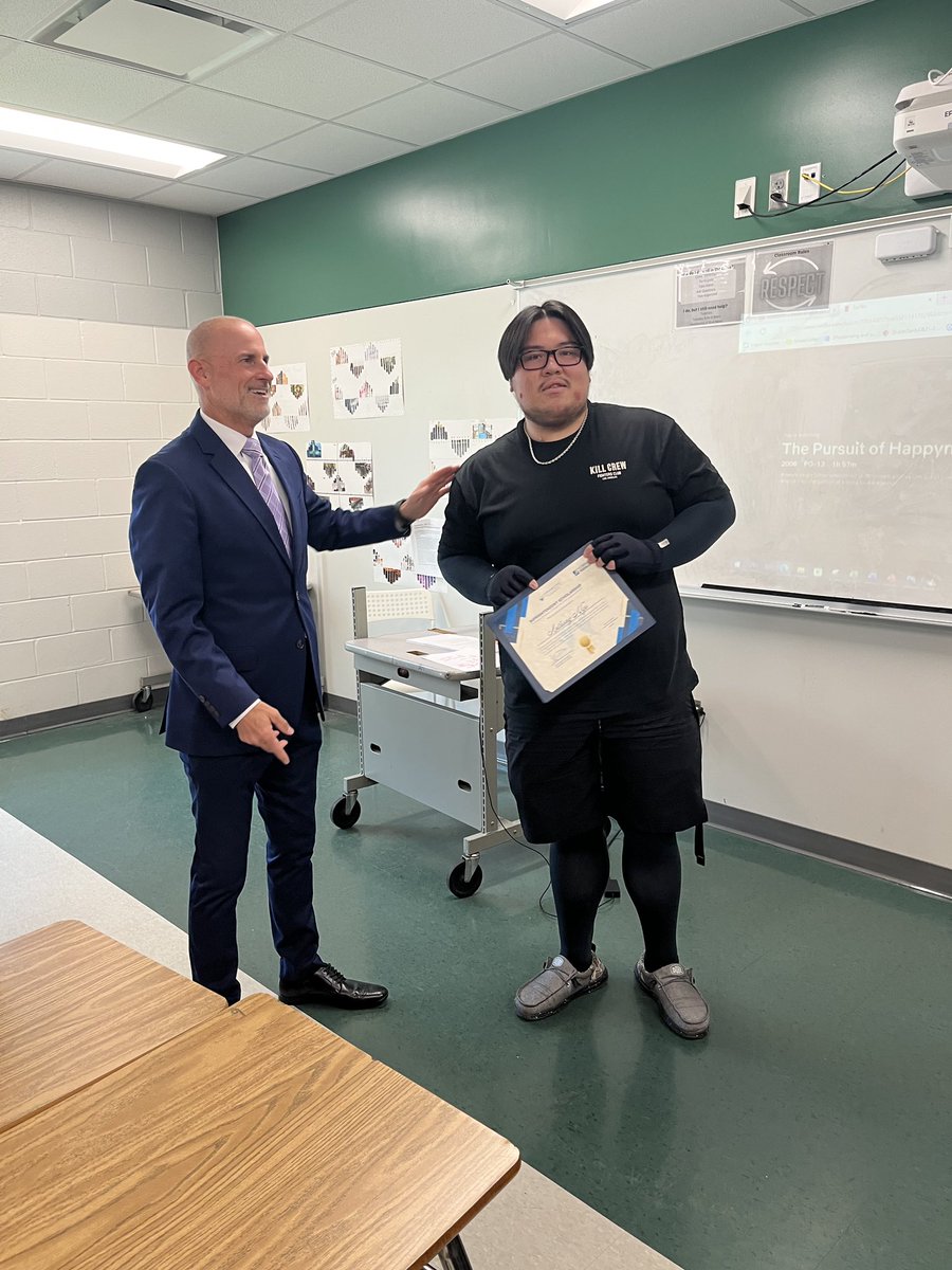 Anthony ‘Panda’ Ngo received an $8,000 Florida pre-paid scholarship from Superintendent Addison Davis. Panda is the Sickles HS Senior Spotlight for overcoming challenges to achieve his high school diploma.