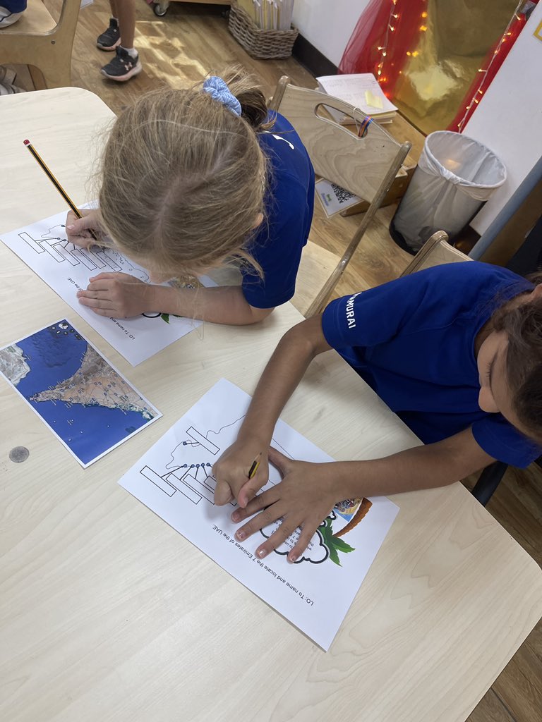 JESSPrimaryYR2's tweet photo. In MSC this week, the children were challenged to name and locate the 7 emirates. Great map work Year 2! 🗺️📍🇦🇪 @JESSDubai @JESSPrimary https://t.co/PzBrZ9zChG