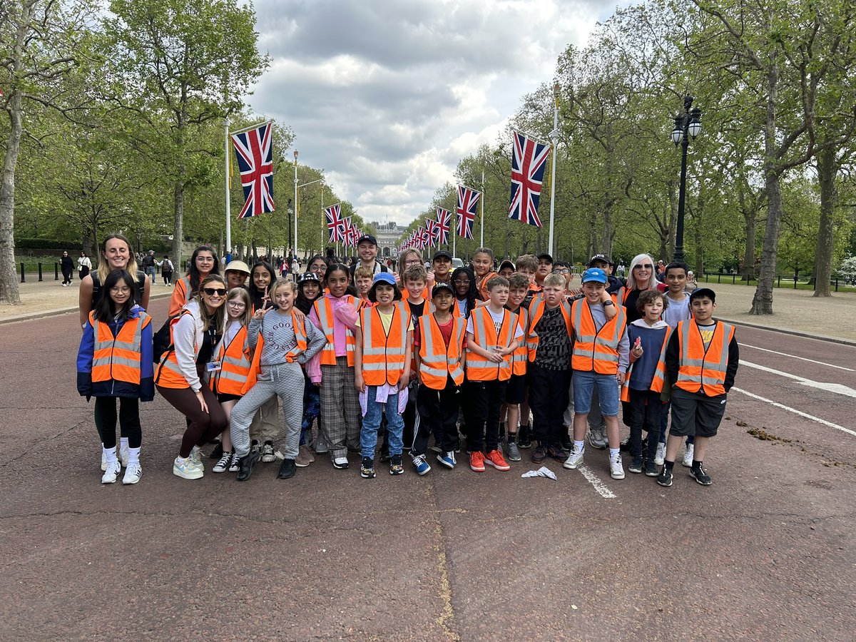 Roundhay Year 6 tweet media