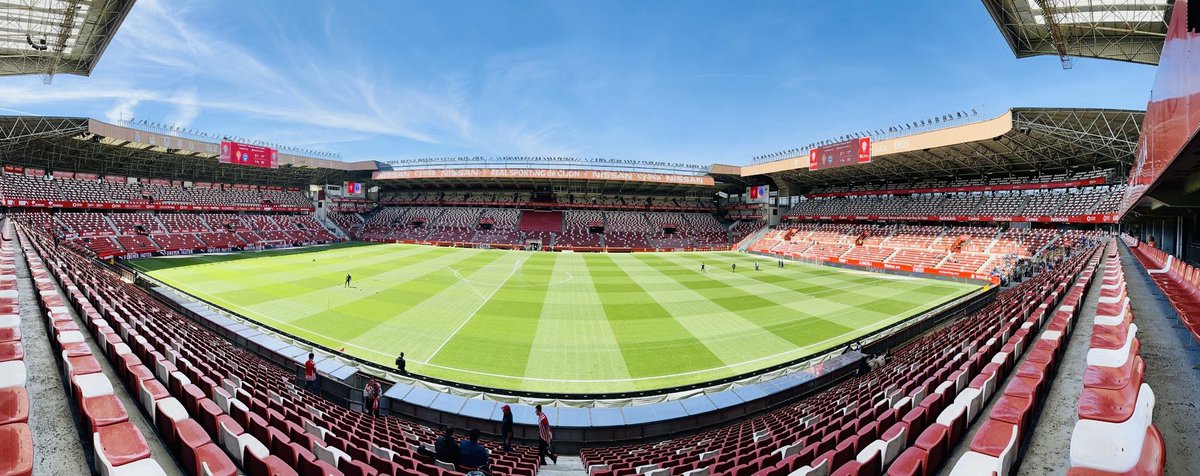 Hoy mi casa cumple años! Muchas felicidades! #ElMolinón #ElTemplo #PuxaSporting