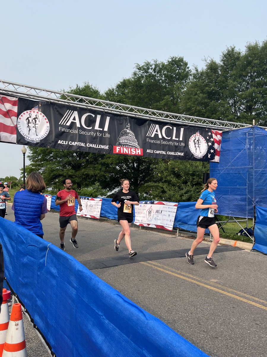 wcorn92's tweet image. One of several from team @WashPost running in today’s #CapChallenge