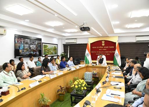 Union Health Minister <a href="/mansukhmandviya/">Dr Mansukh Mandaviya</a> releases Annual Capacity Building Plan for Ministry of Health and Family Welfare

“India is not short of potential but the need is to harness that towards achieving desired outcomes”

Read here: pib.gov.in/PressReleasePa…