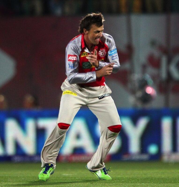 PunjabKingsIPL's tweet photo. Who remembers the last time we played in Dharamshala? 😅

#SaddaPunjab #TATAIPL https://t.co/C1Q6qRSAVK
