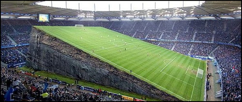 syedAlzaidi's tweet photo. Maintaining a strong defense to prevent scoring own goals.
To establish a level playing field, bulldozers are being imported from Arab friends, as the IMF hesitates to provide loans for unreliable Chinese machines.
#levelplayField #londonplan #ImranKhanForPakistan #IMF https://t.co/E6FfPQc1FJ