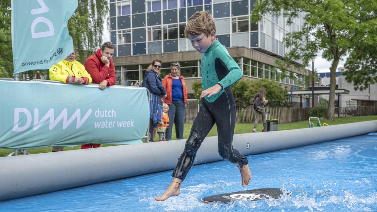 dutchwaterweek's tweet photo. π | Tijdens #DutchWaterWeek biedt Sail-Today diverse clinics aan: catamaran zeilen, Suppen, Windsurfen en Wingfoilen. Heb jij altijd al eens met deze sporten willen kennismaken? Dit is je kans! Bekijk het programma op onze website voor alle activiteiten. #DWW https://t.co/DLKzVjt5Pl