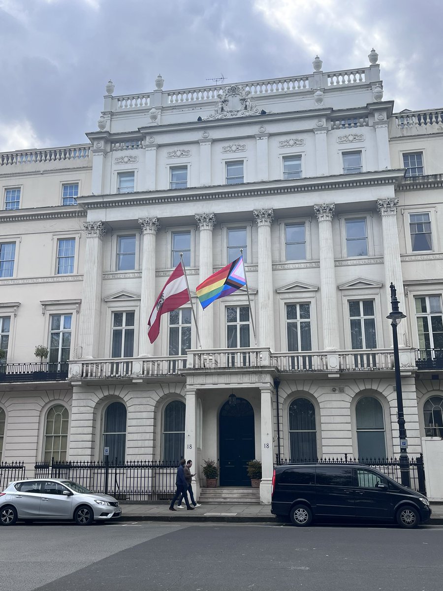 Austrian Embassy London tweet media