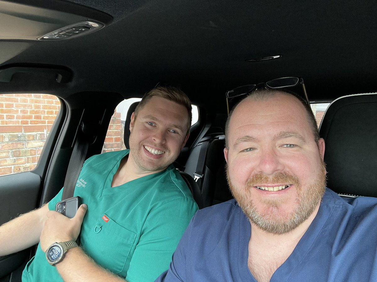 benthepara's tweet image. Spending the day with @ReevePara in the home visiting team. #collaborativeworking #learningfromothers #expandingrole #primarycare @EEAST_UrgCare @EastEnglandAmb @EEAST_Education