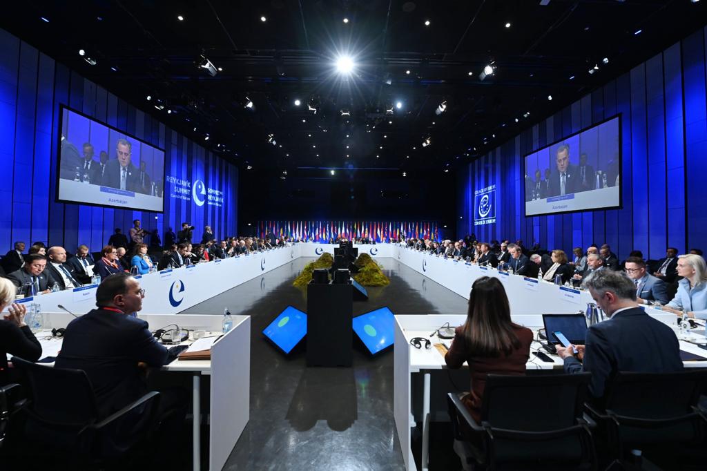 AzerbaijanMFA's tweet photo. Foreign Minister of #Azerbaijan @Bayramov_Jeyhun has delivered a national statement at the 4th Summit of Heads of State and Government of the @CoE in #Reykjavik. 

Azerbaijan continues to regard the @coe as an important pillar of pan-European architecture. https://t.co/py4J2gGUQF