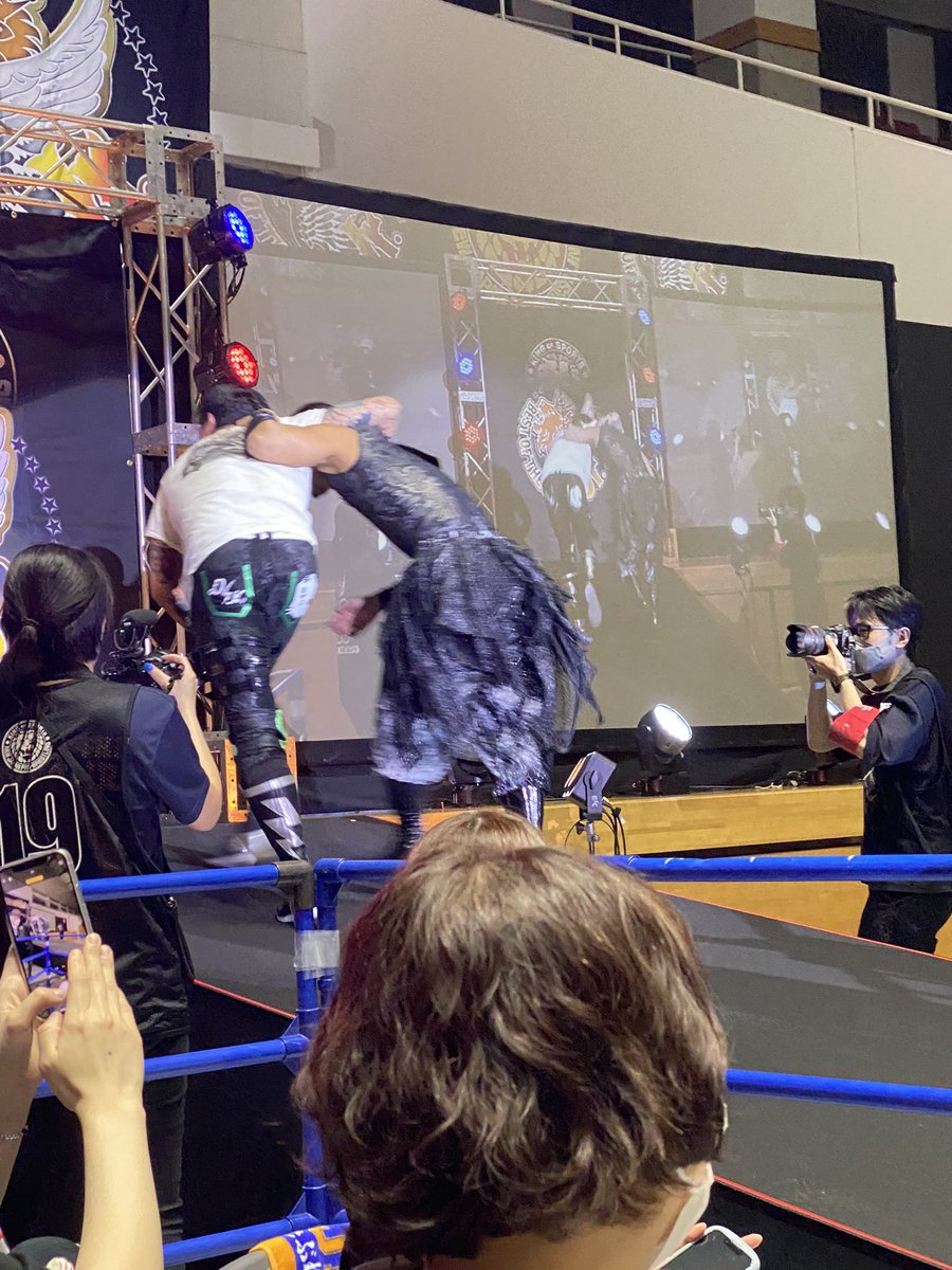 kim3472385248's tweet photo. 続き
2023.5.16
秋田武道館
#TJP
#unitedempire
#catch2/2 https://t.co/i0R2OxCLvX