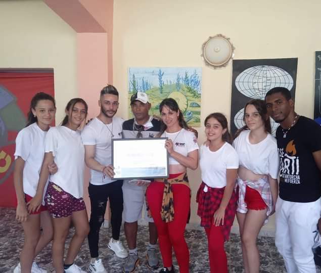 MjmPinar's tweet photo. Se obtienen excelentes resultados en la presentación de los trabajos en la #47Edición del #SeminarioJuvenildeEstudiosMartianos en @MjmPinar porque como expresó nuestro José Martí "Hacer es la mejor manera de decir"
#MovimientoJuvenilMartiano 
#UnaMejorJuventud
@JuvenilMartiano https://t.co/rbDCA9JgFR