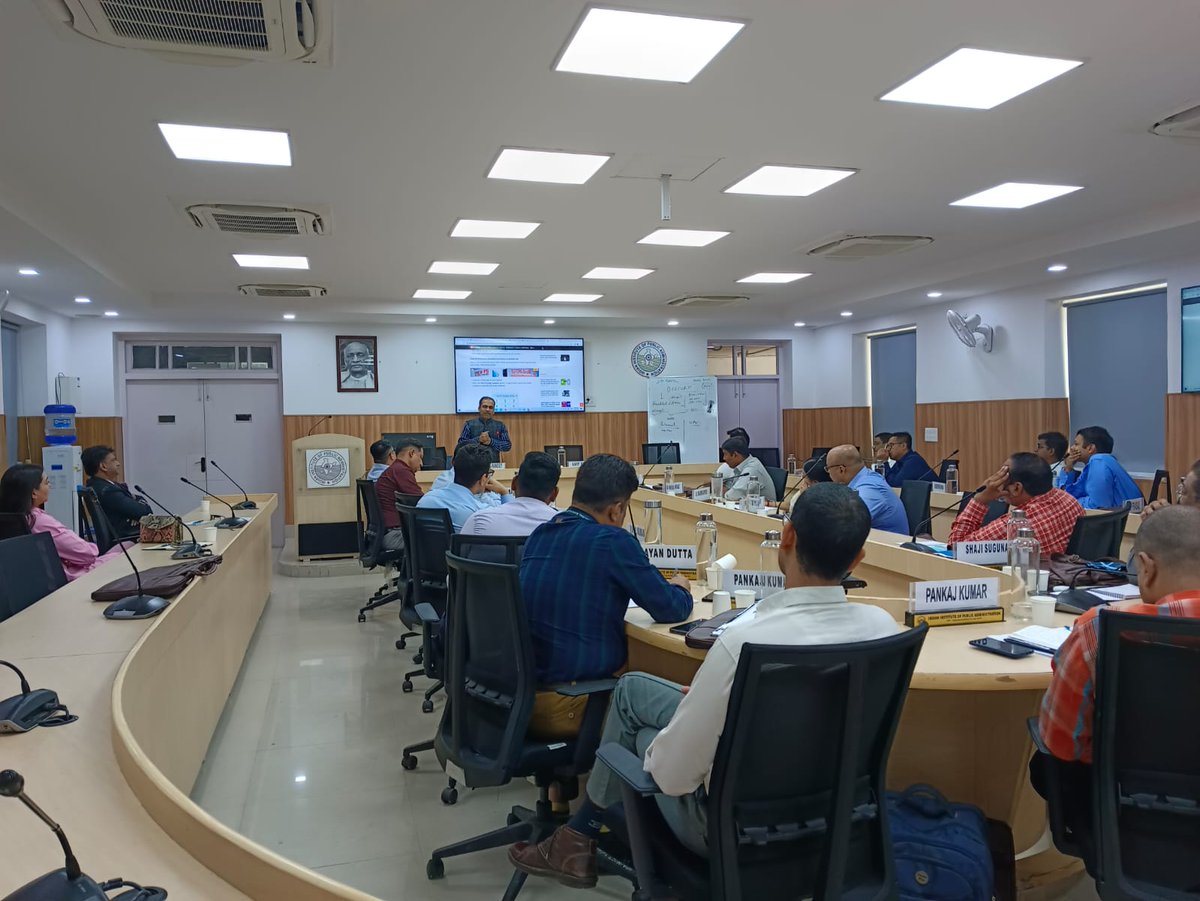CyberDubey's tweet image. Training to Senior Police Officers from various states of india #CyberCrimeInvestigation #HiddenFiles #Atharva #ReturnOfTheTrojanHorse #CyberFiles