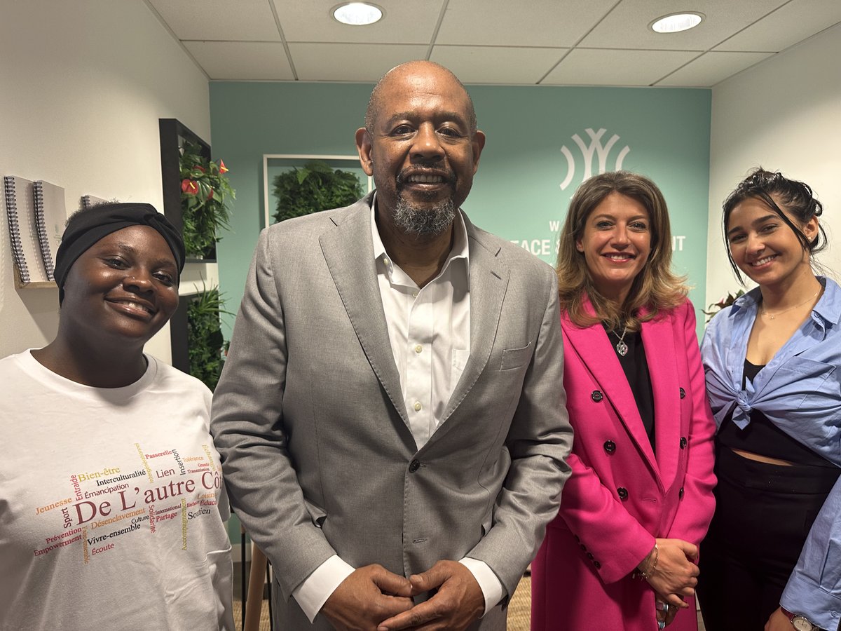 francletkarine's tweet photo. Heureuse d'accueillir à nouveau @ForestWhitaker et ses équipes à #Aubervilliers, pour ce magnifique projet porté par @connectWPDI qui permettra à nos jeunes et aux femmes du territoire de bénéficier de formation, pour construire un avenir meilleur pour tous.
#WPDI #réussite https://t.co/qaE0RIsjGc