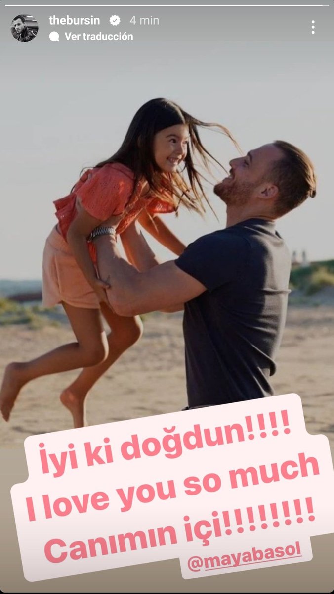 MarielaZabalaga's tweet photo. Kerem Posteó Bella Foto Storys Set SÇK Backstage 2021 Mucha Alegría Diversión Kerem &amp; Maya🥹😍👧🍒🦁🤍✨️👄💋👻🤘🏻❤️ #KeremBürsin 👉🏻 "Feliz cumpleaños!!!! Te quiero muchísimo cariño!!! Maya Başol💗"😍❤️ Maya👉🏻"Nosotras te queremos muchísimo más😍" Bonita Amistad😍👧🍒🦁🤍🫂👻🤘🏻❤️ https://t.co/zC4dcctjfV