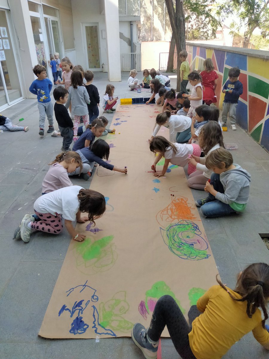 Escola Pit-Roig tweet media
