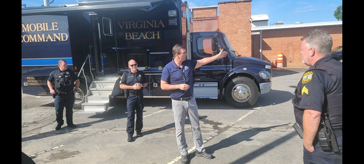Billy Hodges, Office of Security and Emergency Management, leading a Reunification exercise with DOSL and VBPD at Holland Road Annex.