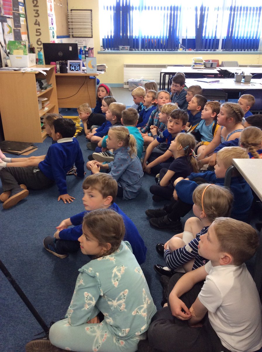 PatPriAcad's tweet photo. Year 2 and 3 enjoyed a Lyfta lesson on cultural diversity. We joined with lots of other schools around the UK and had some good discussions #PatYear2 #PatYear3 #Lyfta #PatPSHE @eboractrust https://t.co/qImotzkVfs