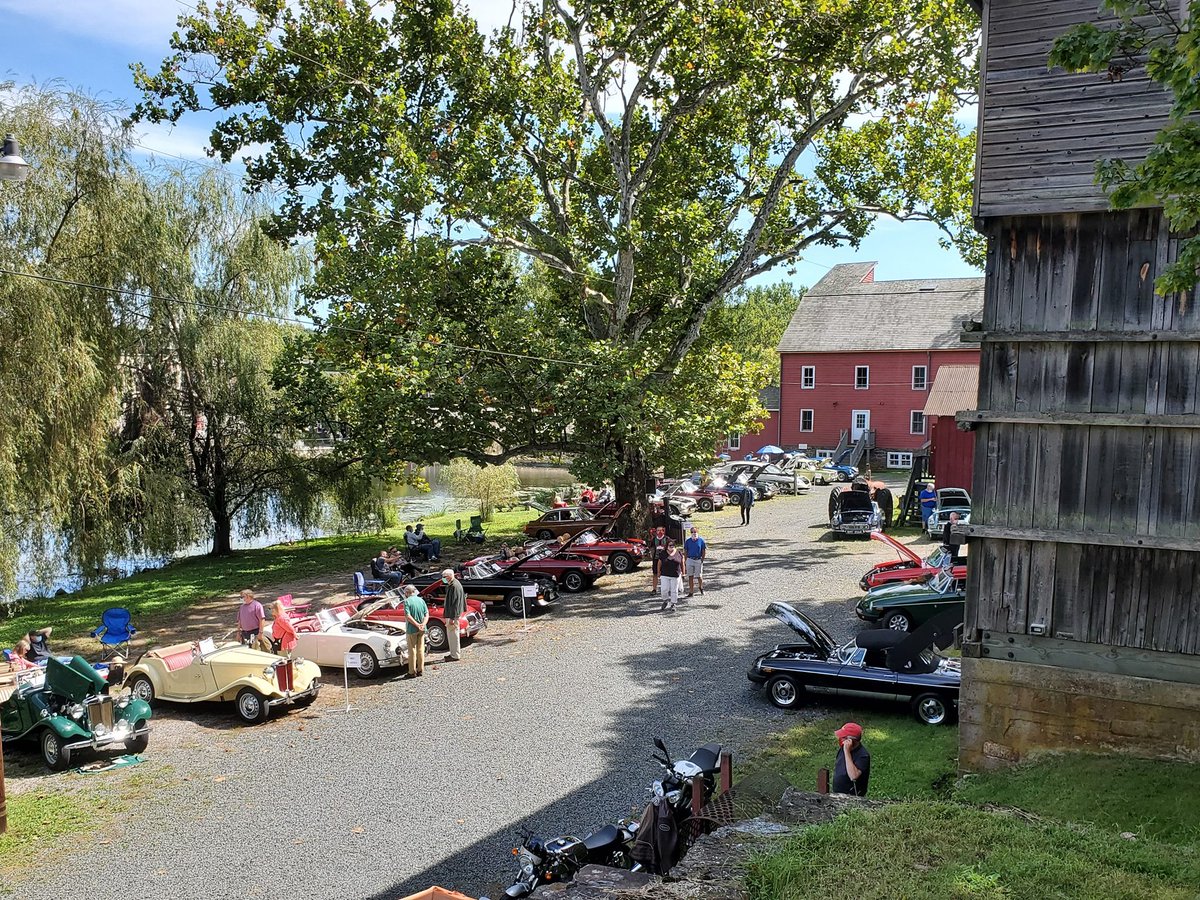 Come on out to Wheels for The Wheel at the Red Mill on Sunday, May 21, from 10:00am to 3:00pm. Get up close to a wide range of cars, trucks, and unique vehicles, while enjoying delicious food and beer.

Purchase tickets here: theredmill.org
#Hunterdonmainstreets