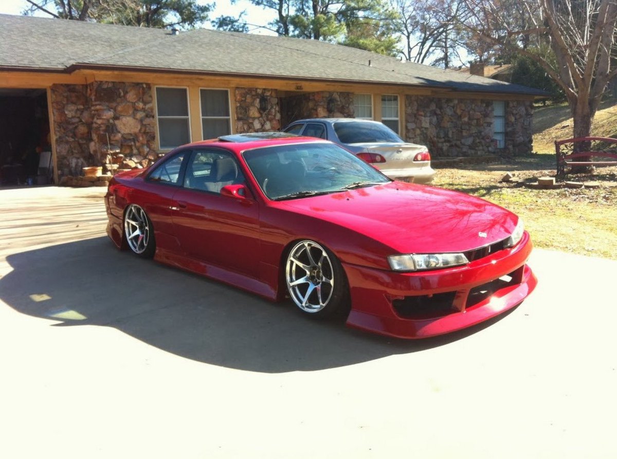 sk1n m4n (@sk1nwa1ker) on Twitter photo 