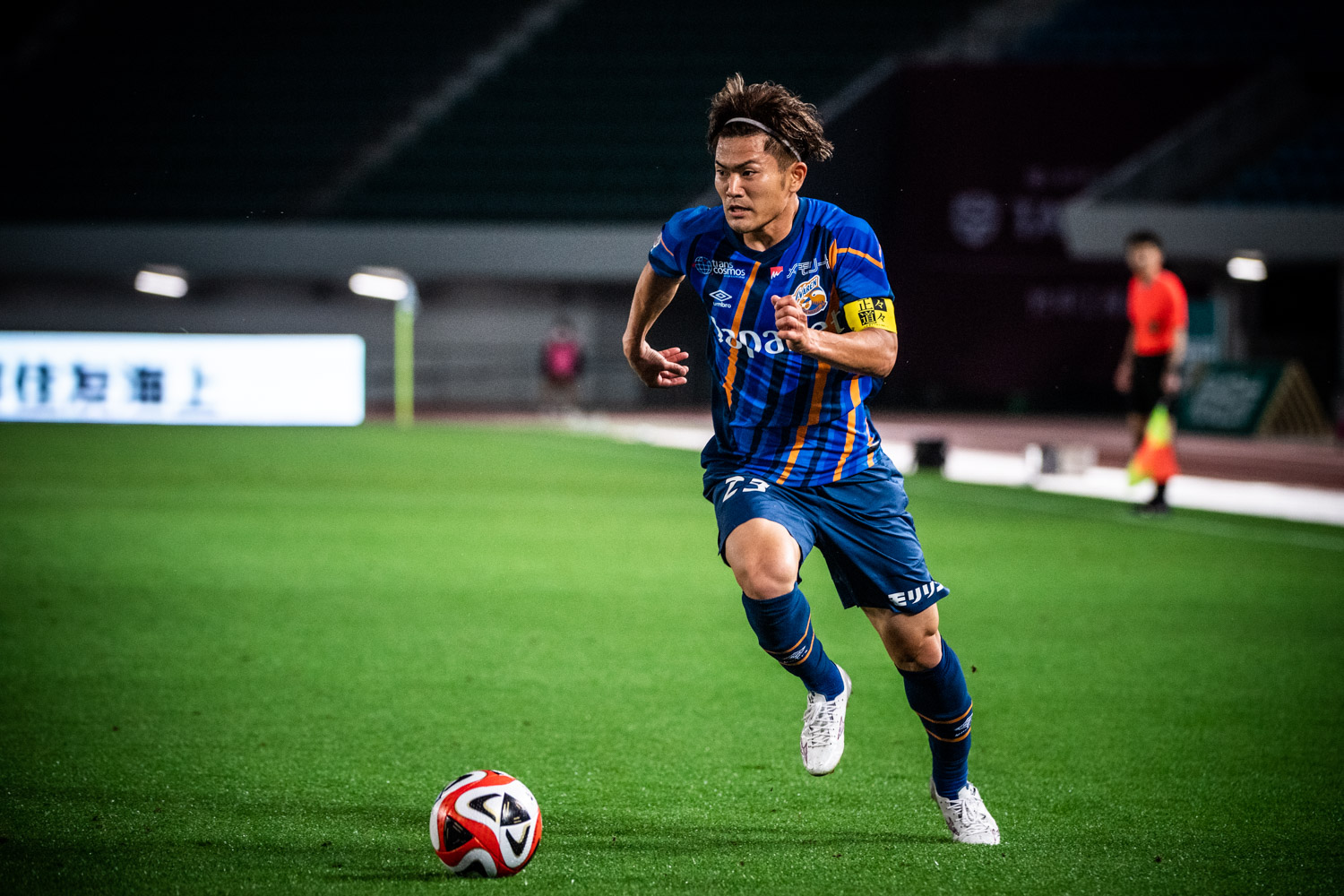 Vファーレン長崎ピースタオープン記念コンフィットTシャツ23米田隼也Mサイズ Vファーレン長崎ピースタオープン記念コンフィットTシャツ23米田