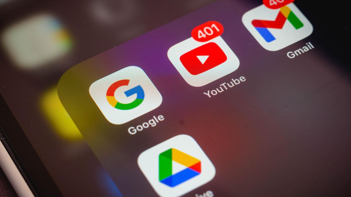 Forbes's tweet photo. Google To Delete Old Gmail And YouTube Accounts Not Used In Two Years https://t.co/EoRT5laaOp https://t.co/s45kX34iCz