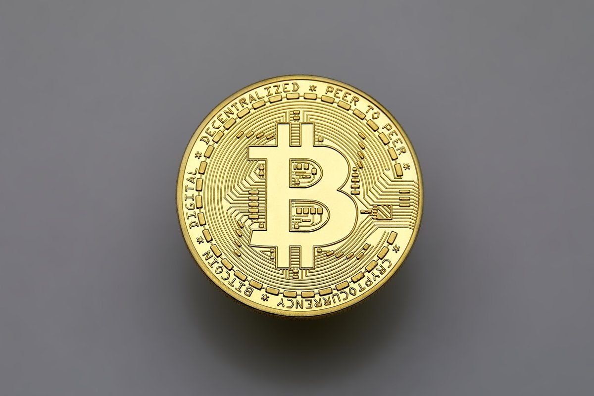 Our latest #CryptoIndustryReport is out now. This week's topics:

👉 BRC-20: Innovating on Bitcoin is the new cool
👉 A look at Ethereum's finality issue
👉 The latest on crypto regulation 
👉 Big firms take another stab at blockchain

Read here: bankfrick.li/en/news-and-in…