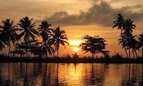 اللَّهمَّ صلِّ وسلِّم وبارك عليه في كلِّ وقتٍ وحين، وفي كلِّ مِلَّةٍ ودين، وفي العالمين إلى يوم الدِّين