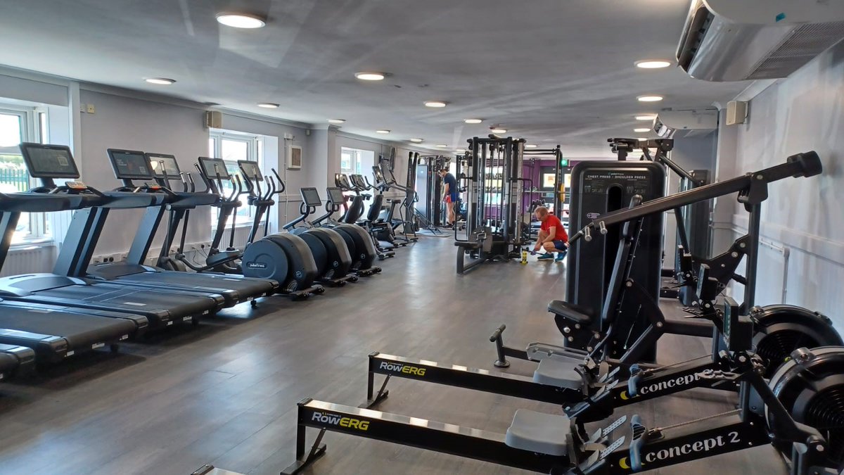 south_staffs's tweet image. Join our newly refurbished leisure centres now and enjoy unlimited access across two months for just £20. Normal payments start July! Find out more at sstaffs.gov.uk/sports-and-fit… #southstaffsleisure #Shapeupforsummer