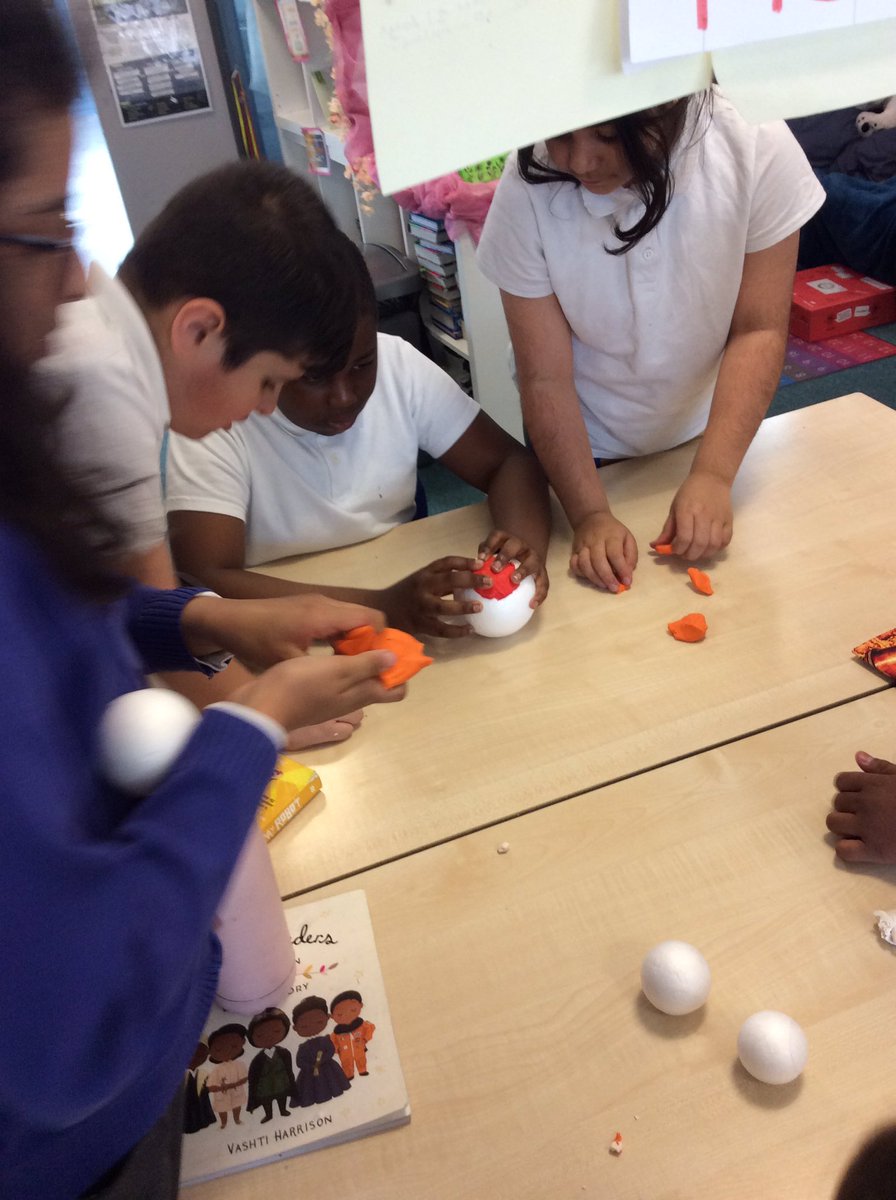 Foxfield Olive tweet media