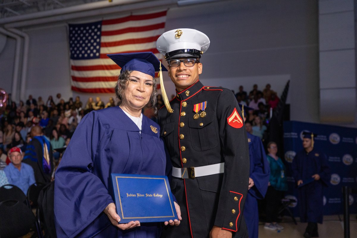 IRSCTheRiver's tweet photo. @spcnews @FLCollegeSystem @PolkState @BrowardCollege @FCSPresidents We'll play along! Here are a few of our favorite #IRSCGrad photos: https://t.co/LqJVRrf3v9